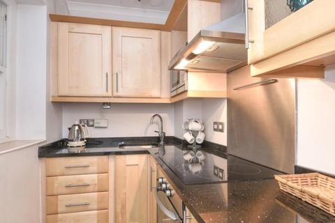 1 bedroom apartment to rent, Hallam Street, London W1W