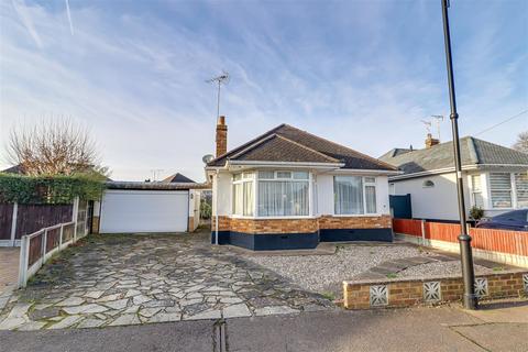 3 bedroom detached bungalow for sale, Berkshire Close, Leigh-On-Sea SS9