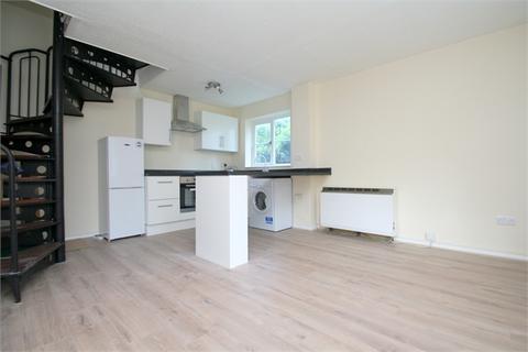 1 bedroom end of terrace house to rent, Bramley Close, STAINES-UPON-THAMES, TW18