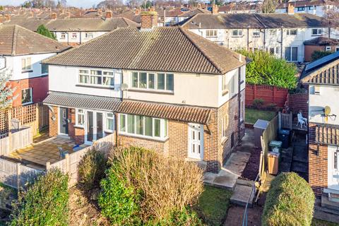 3 bedroom semi-detached house for sale, Leeds LS4