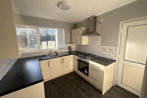 3 bedroom semi-detached house to rent, Oscott School Lane, Great Barr