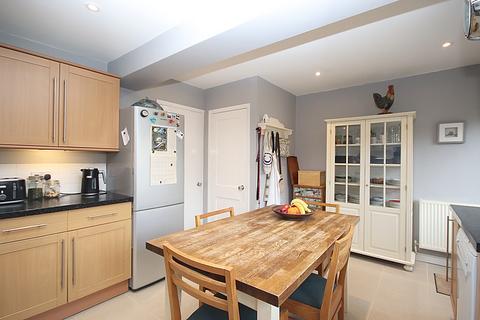 9 Fairfield Rise, Petworth, GU28 0SG