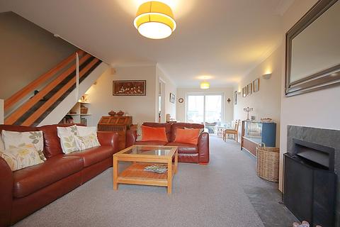 9 Fairfield Rise, Petworth, GU28 0SG