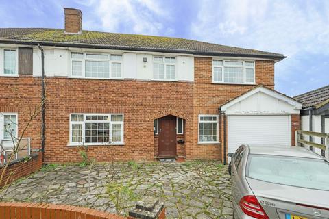 6 bedroom semi-detached house for sale, Rodney Close, Pinner HA5