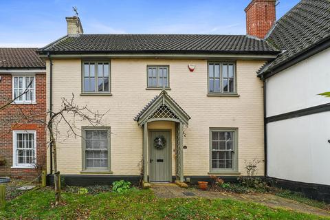 3 bedroom terraced house for sale, Elm Drive, Bury St. Edmunds IP31