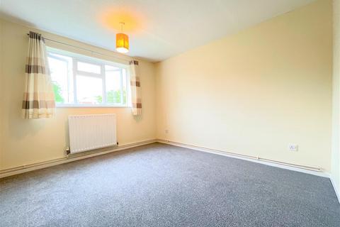 2 bedroom flat to rent, Stanton Walk, Warwick