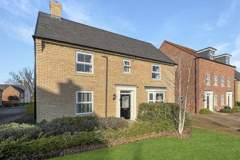 4 bedroom detached house for sale, Waters Way, Halstead, CO9