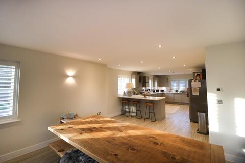 42 Bridge Road, Cosgrove, Milton Keynes, MK19 7JH