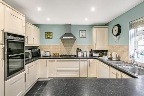 3 bedroom house for sale, Salters Hill, London