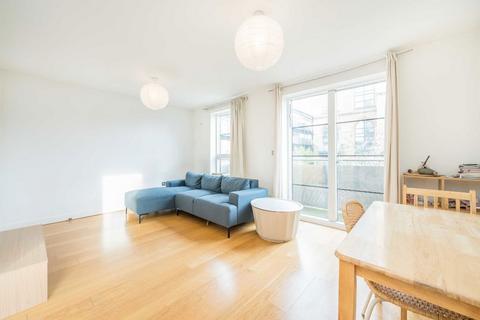 1 bedroom flat for sale, York Road, London SW11