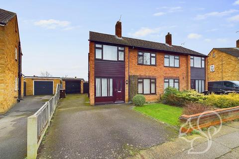 3 bedroom semi-detached house for sale, Gainsborough Road, Colchester