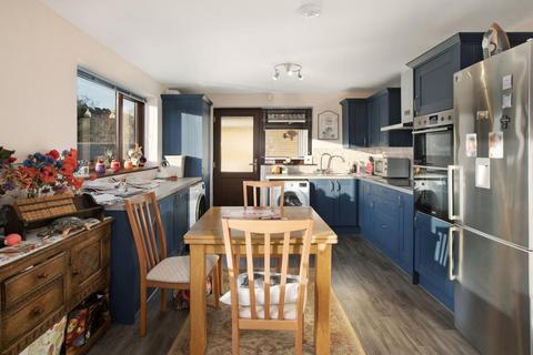5 Brookside Close, Teignmouth, TQ14 9EA