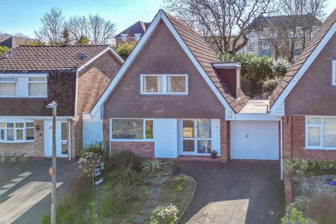 19 Alveston Close, Redditch, B98 0TF