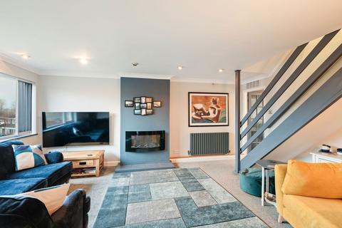 19 Alveston Close, Redditch, B98 0TF