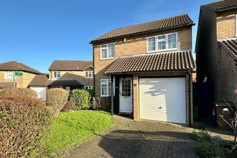 3 bedroom detached house for sale, Wemmick Close, Rochester ME1