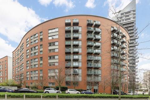 2 bedroom flat to rent, Biscayne Avenue, London E14