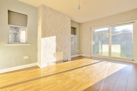5 Highbank Road, Ormesby, Middlesbrough, TS7 9EH