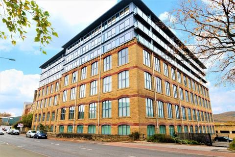 3 bedroom apartment for sale, Silk Mill, Halifax