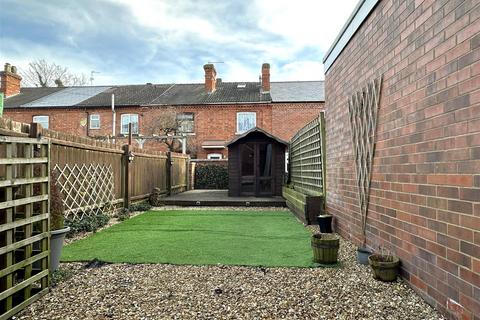 3 bedroom terraced house for sale, Friary Road, Newark