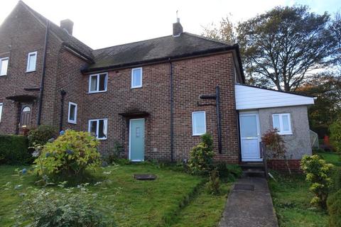 3 bedroom semi-detached house to rent, Lee Avenue, Deepcar, S36 2QW