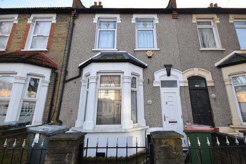 2 bedroom terraced house for sale, Frinton Road, London