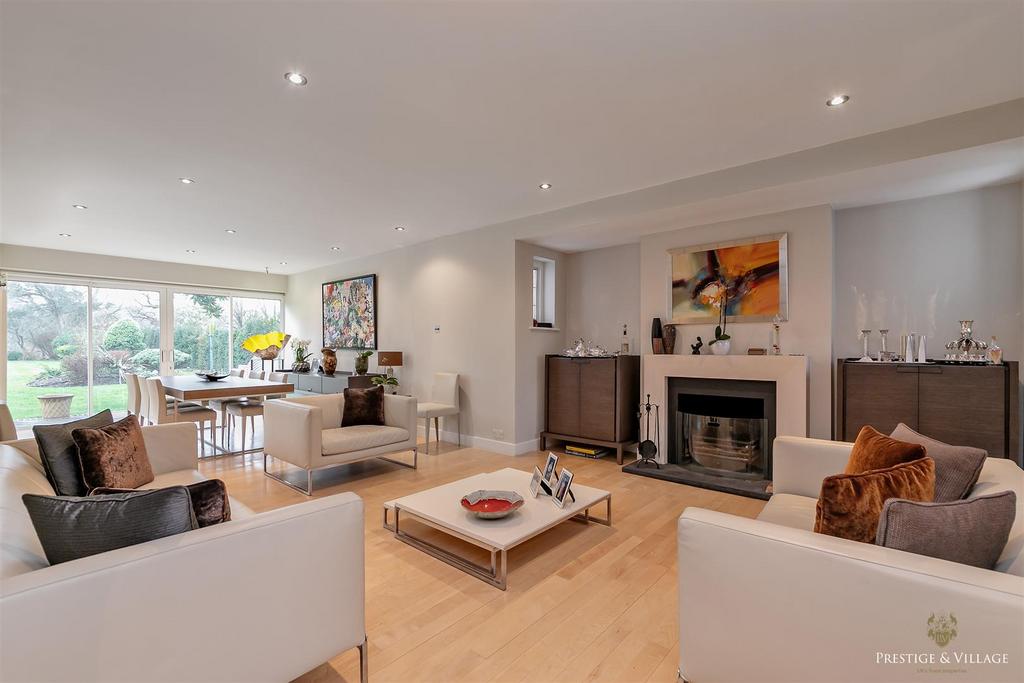 43 Newlands Ave(Logo)-15.jpg