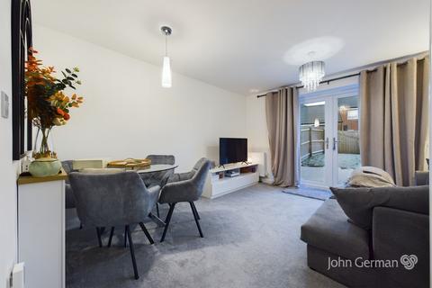 30 Kingstone Road, Uttoxeter, ST14 8WH