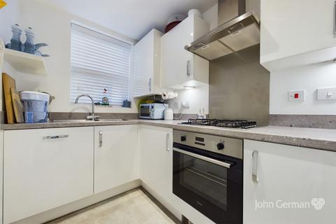 30 Kingstone Road, Uttoxeter, ST14 8WH