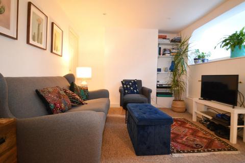 2 bedroom terraced house for sale, Sandy Hill Road, London