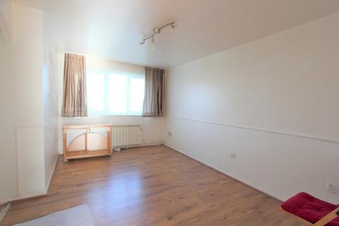 1 bedroom flat for sale, Cobbett Close, Enfield EN3