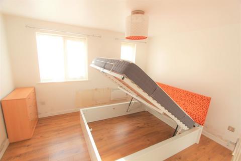 1 bedroom flat for sale, Cobbett Close, Enfield EN3