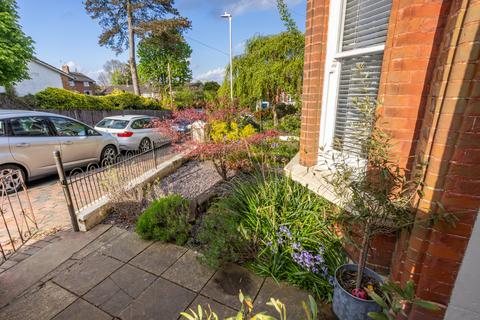 4 bedroom semi-detached house for sale, Woodbury Park Road, Tunbridge Wells TN4