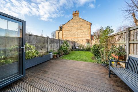 4 bedroom terraced house for sale, Stanley Road, Bounds Green N11