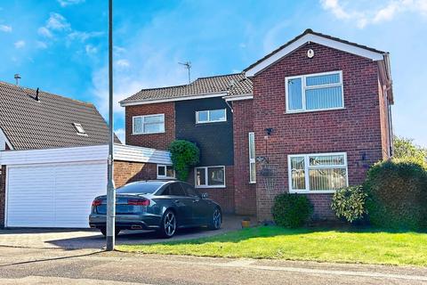 5 bedroom detached house for sale, Maidwell Close, Wigston