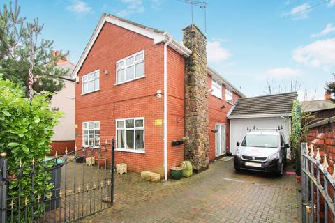 4 bedroom detached house for sale, Beechley Road, Wrexham