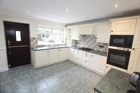 4 bedroom detached house for sale, Beechley Road, Wrexham