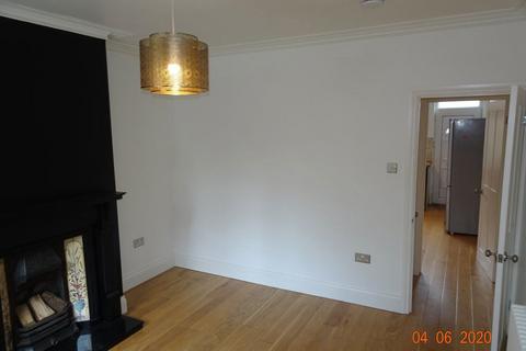 4 bedroom terraced house to rent, Hoole Street, Walkley, Sheffield, S6 2WS