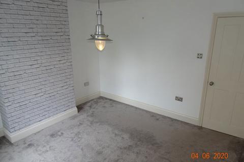 4 bedroom terraced house to rent, Hoole Street, Walkley, Sheffield, S6 2WS