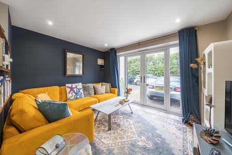 1 bedroom detached house for sale, Walton Road, West Molesey, Surrey, KT8