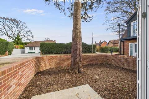 undefined, Oakingham Court, Heath Hill Road North