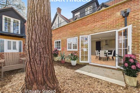 undefined, Oakingham Court, Heath Hill Road North