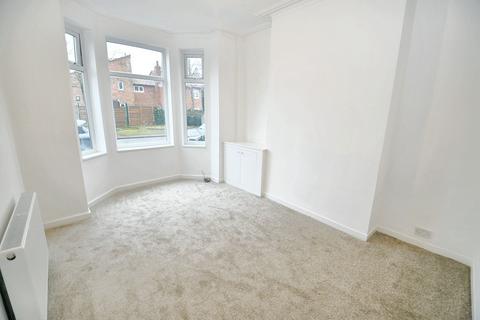 3 bedroom terraced house for sale, Cemetery Road, Salford, M5