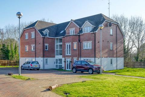 2 bedroom flat for sale, New Coppice Court, Evesham Road, Crabbs Cross, Redditch B97 5JP