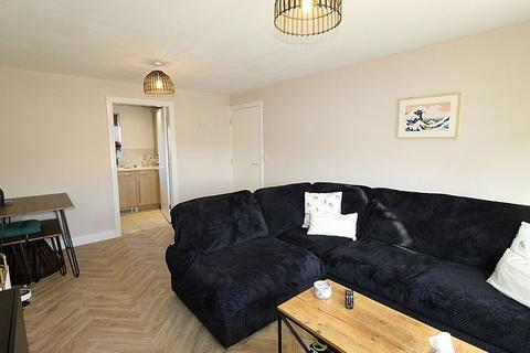 2 bedroom flat for sale, Falconer Way, Treeton, Rotherham