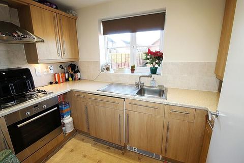 2 bedroom flat for sale, Falconer Way, Treeton, Rotherham