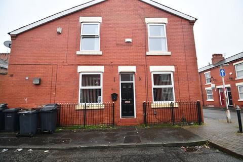 11 Spring Gardens, Salford, M6 5LQ