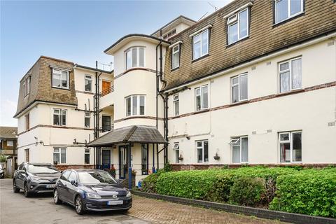 2 bedroom flat to rent, Park Close, Kingston upon Thames