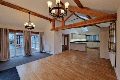 4 bedroom barn to rent, Lime Lane, Arnold, Nottingham, Nottinghamshire, NG5 8PW