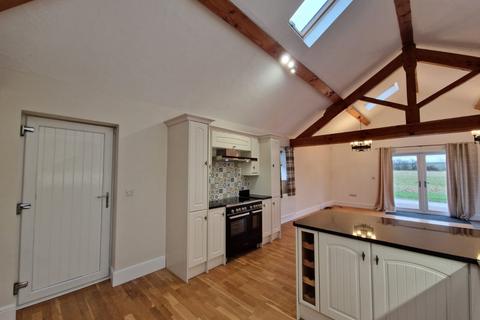 4 bedroom barn to rent, Lime Lane, Arnold, Nottingham, Nottinghamshire, NG5 8PW