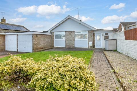 3 bedroom detached bungalow for sale, Hildyards Crescent, Shanklin, Isle of Wight